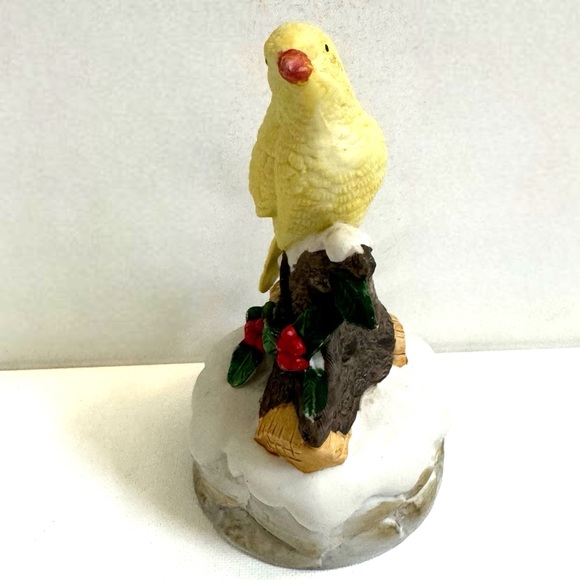 Vtg Flambro Porcelain Yellow Canary Bird Music Box Christmas Holiday Snow Holly - Picture 6 of 9